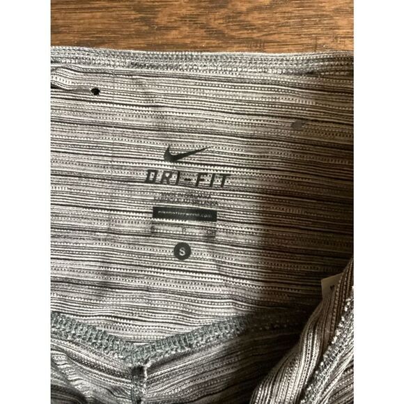 EUC Ladies Nike full length drifit leggings small gray / black - Picture 4 of 4